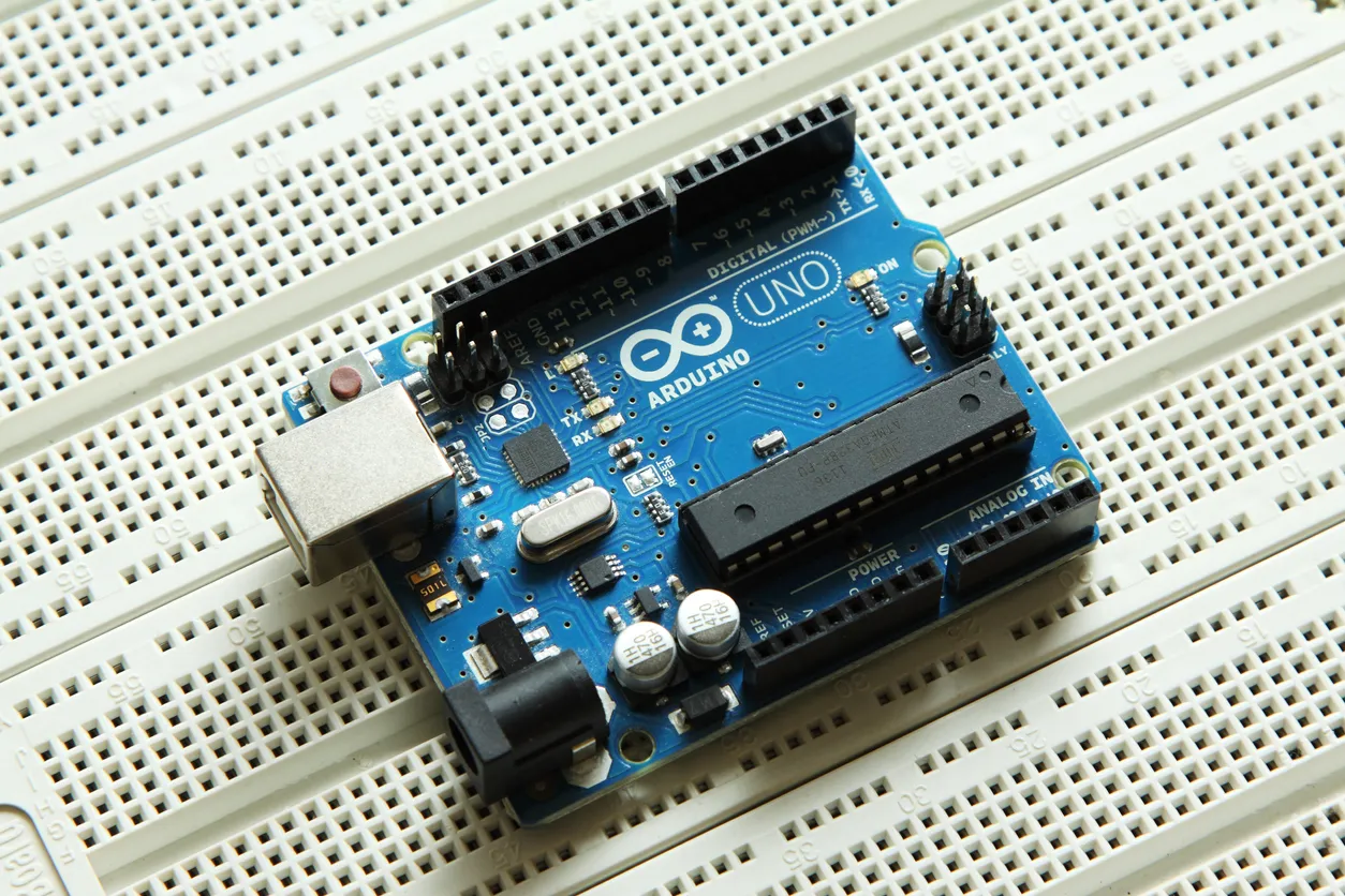 ARDUINO -HC05  BLOUTH